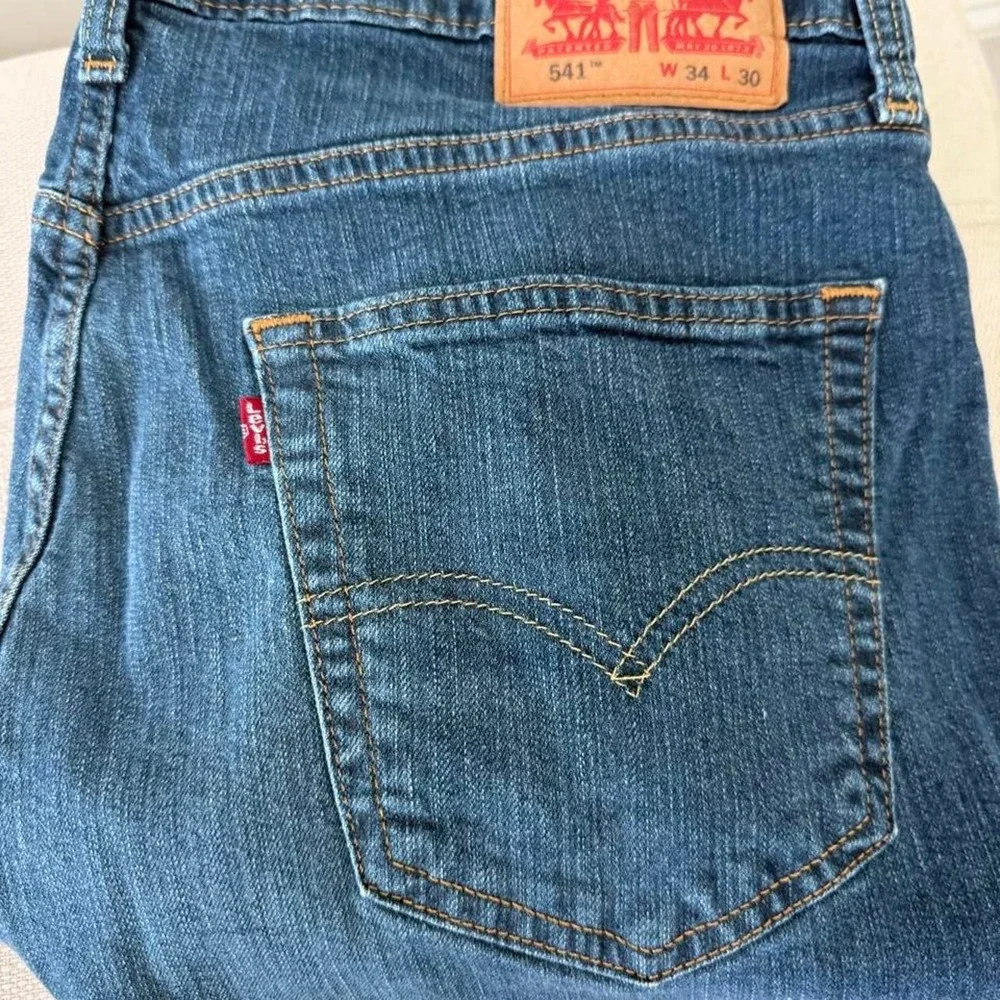 Levis levi 541